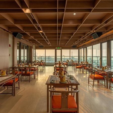The Five Suites Lilas Hanoi Exterior photo