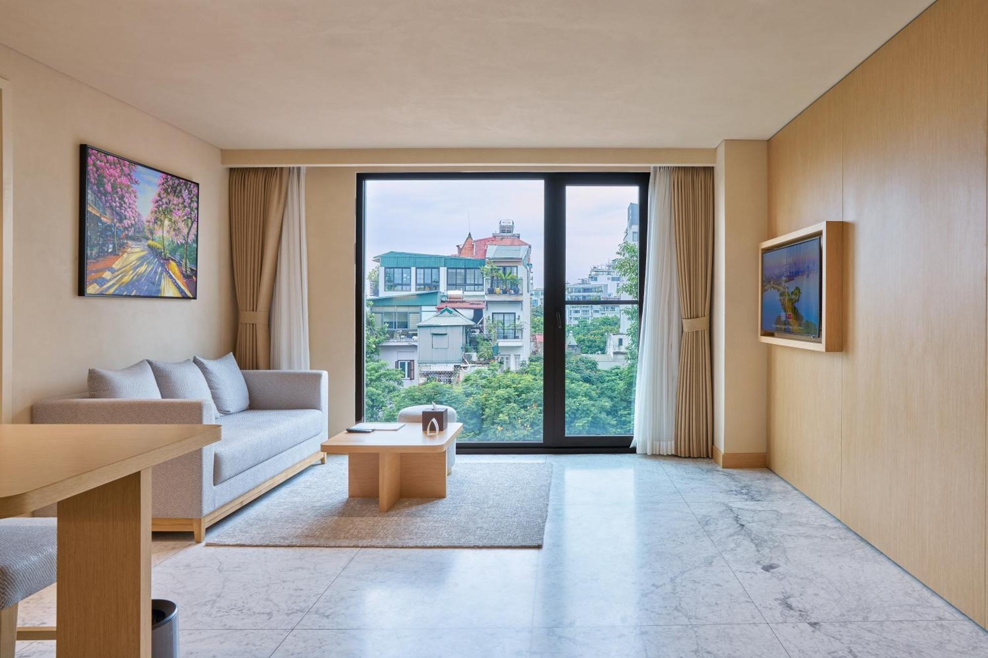The Five Suites Lilas Hanoi Exterior photo