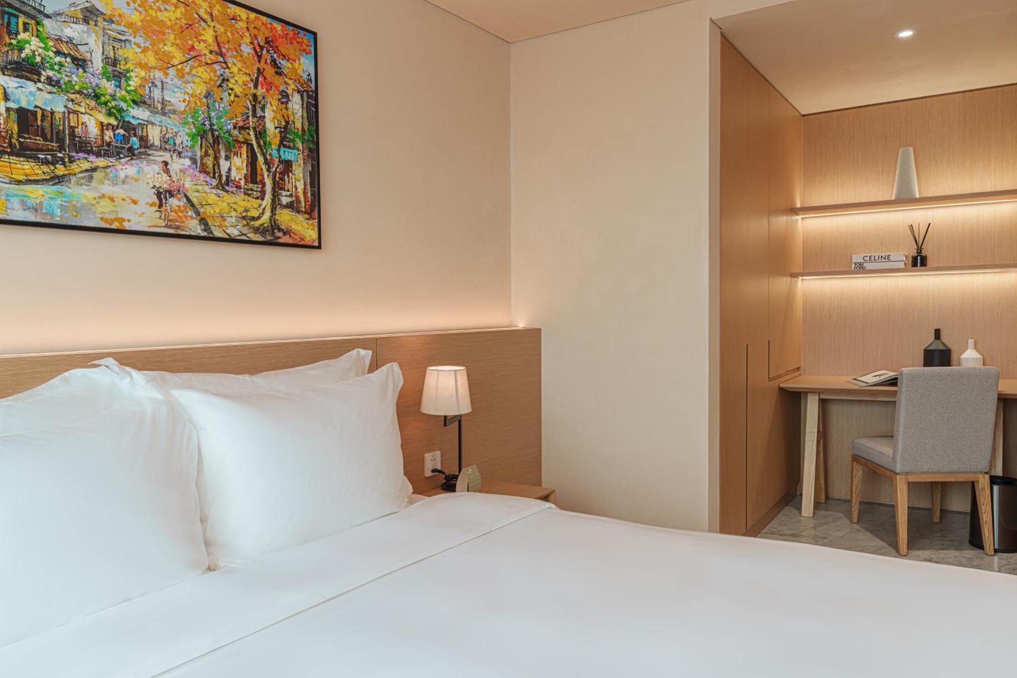 The Five Suites Lilas Hanoi Exterior photo