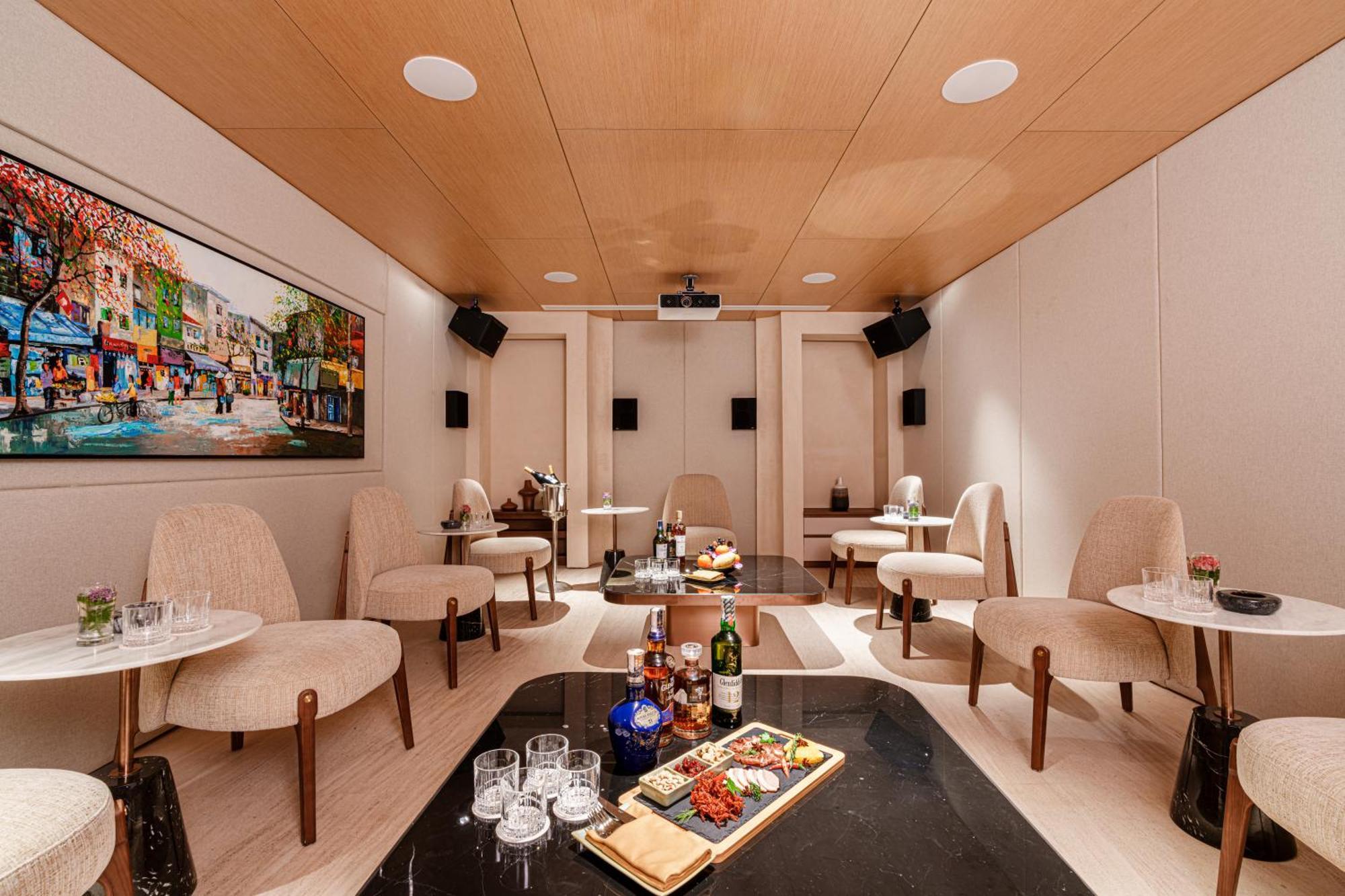 The Five Suites Lilas Hanoi Exterior photo