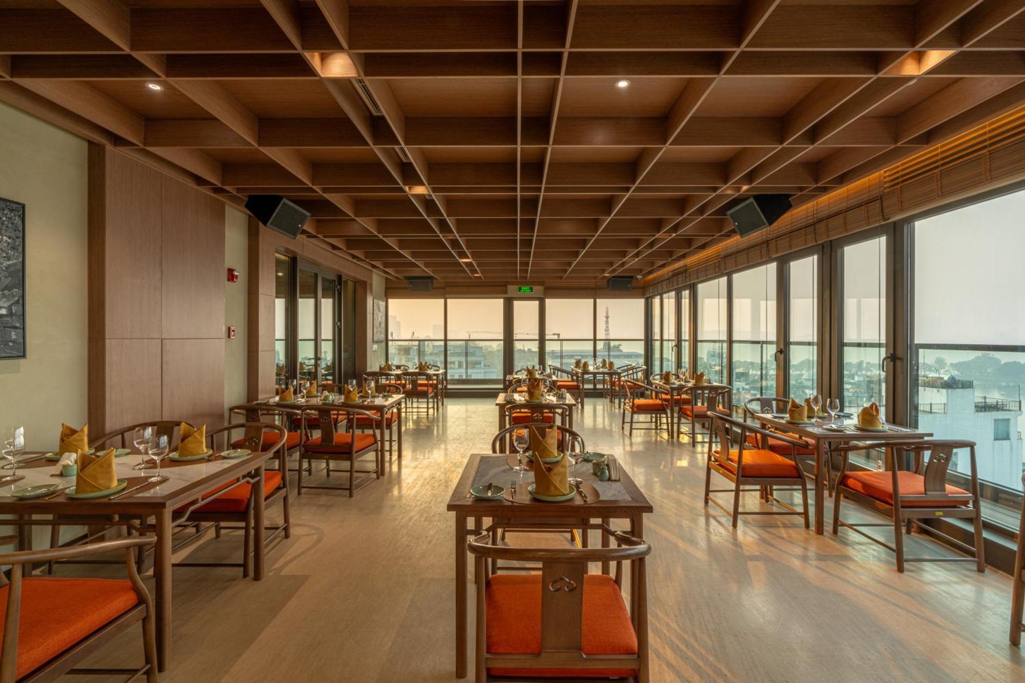 The Five Suites Lilas Hanoi Exterior photo